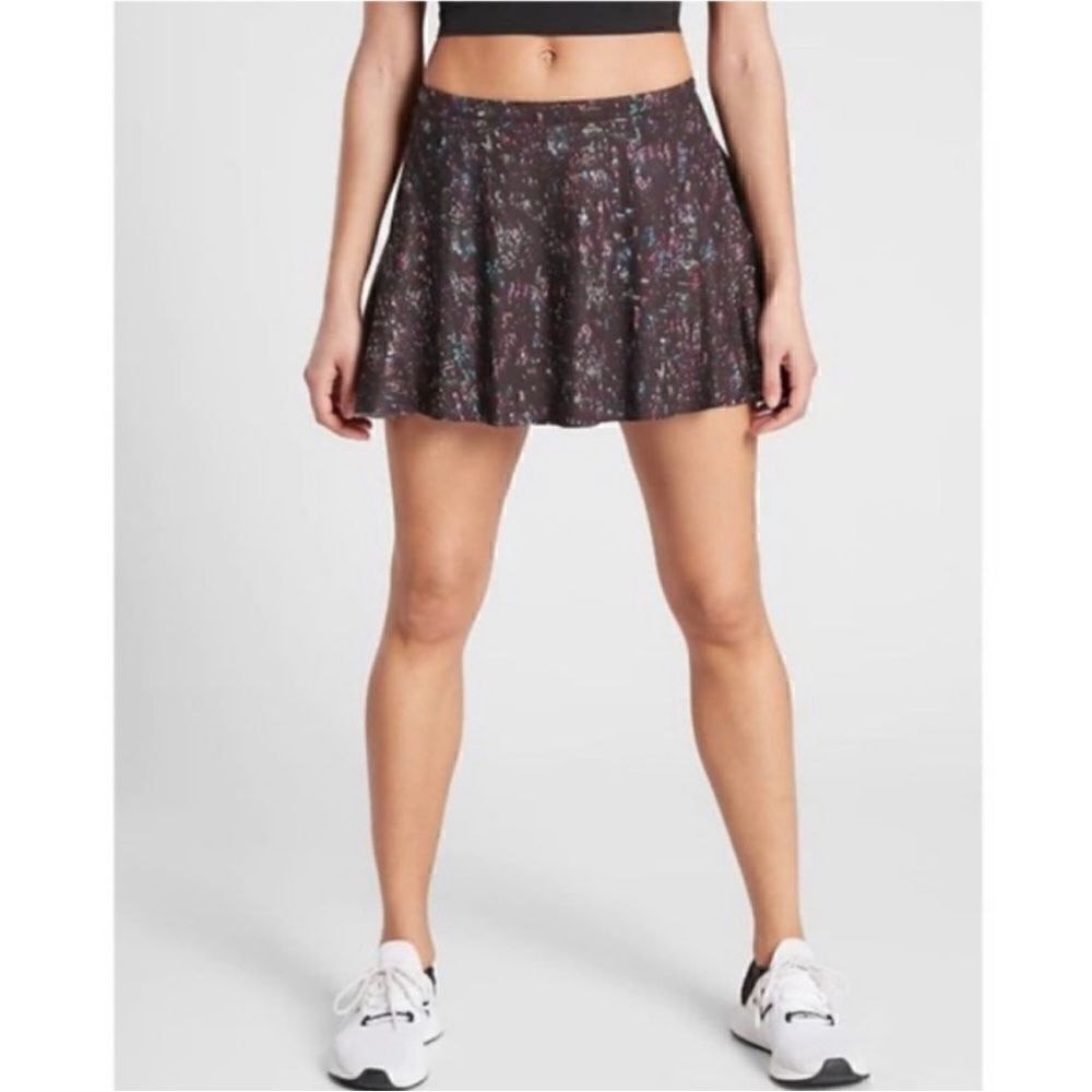 LIKE NEW ATHLETA MATCH POINT SKORT SIZE MEDIUM